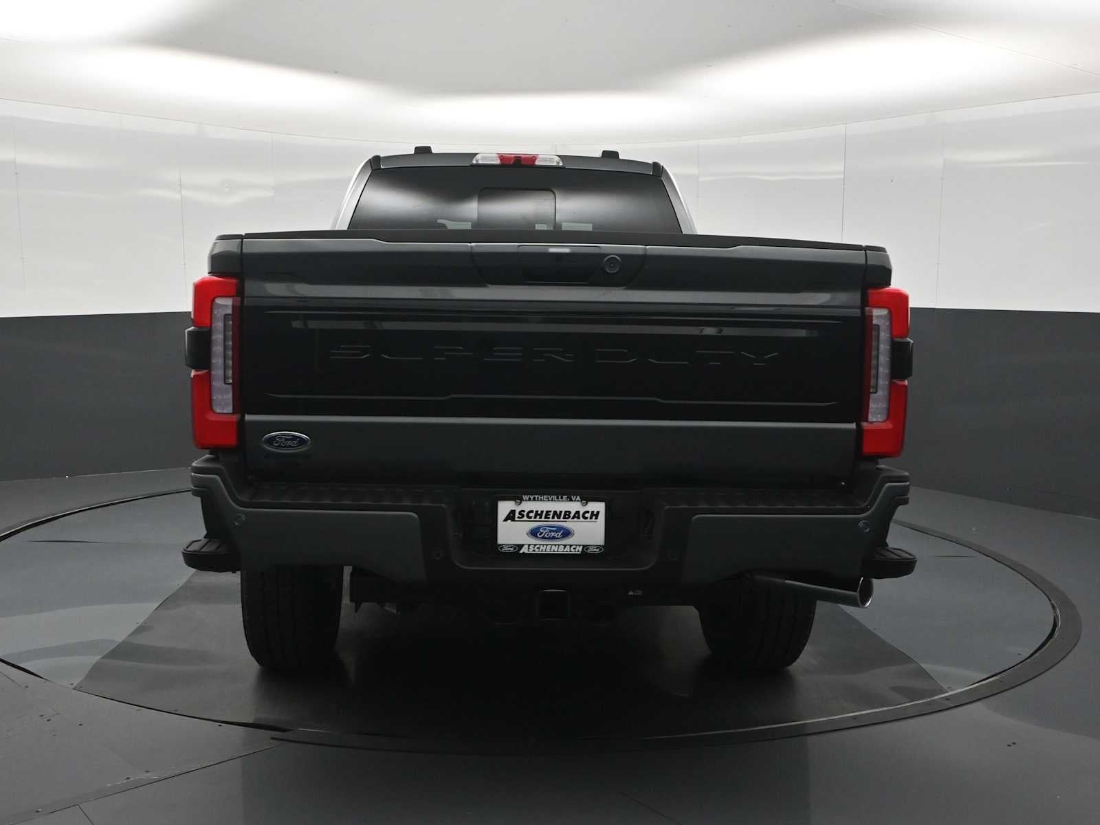 2026 Ford Super Duty F-350 SRW Platinum