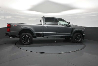 2026 Ford Super Duty F-350 SRW Platinum
