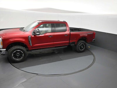 2026 Ford Super Duty F-350 SRW XLT
