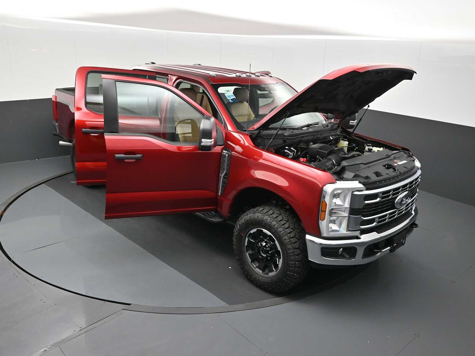 2026 Ford Super Duty F-350 SRW XLT