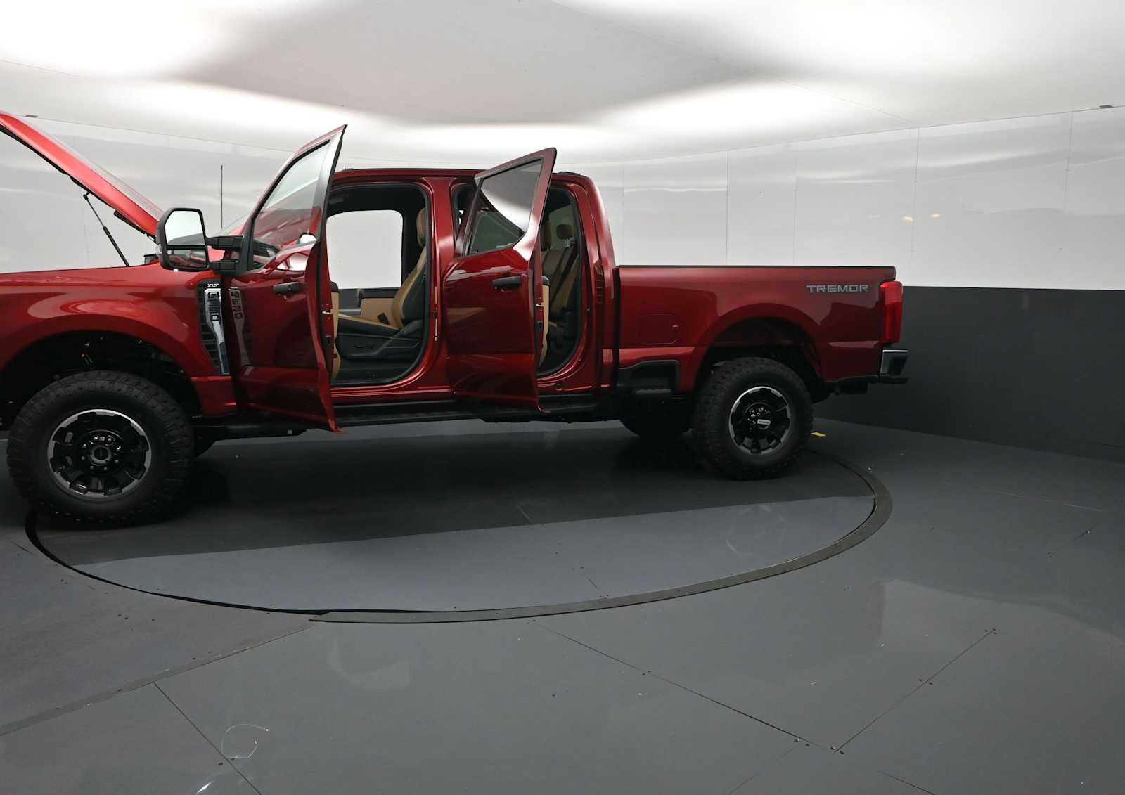 2026 Ford Super Duty F-350 SRW XLT