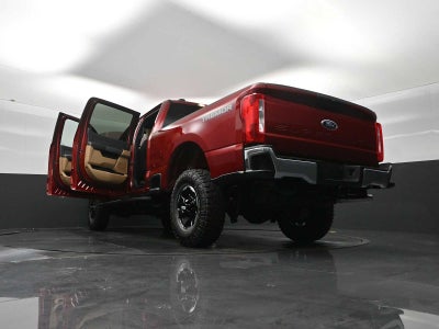 2026 Ford Super Duty F-350 SRW XLT