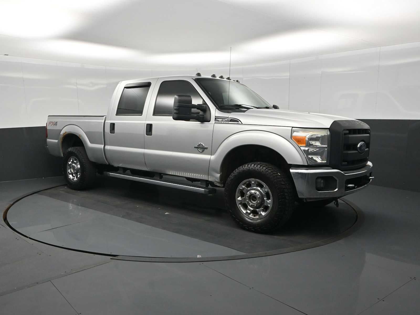 2015 Ford Super Duty F-350 SRW Pickup XLT