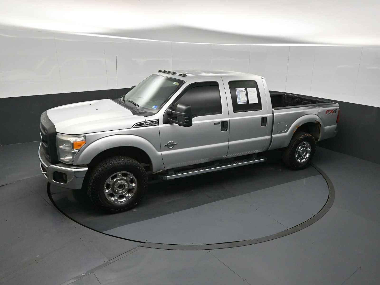 2015 Ford Super Duty F-350 SRW Pickup XLT