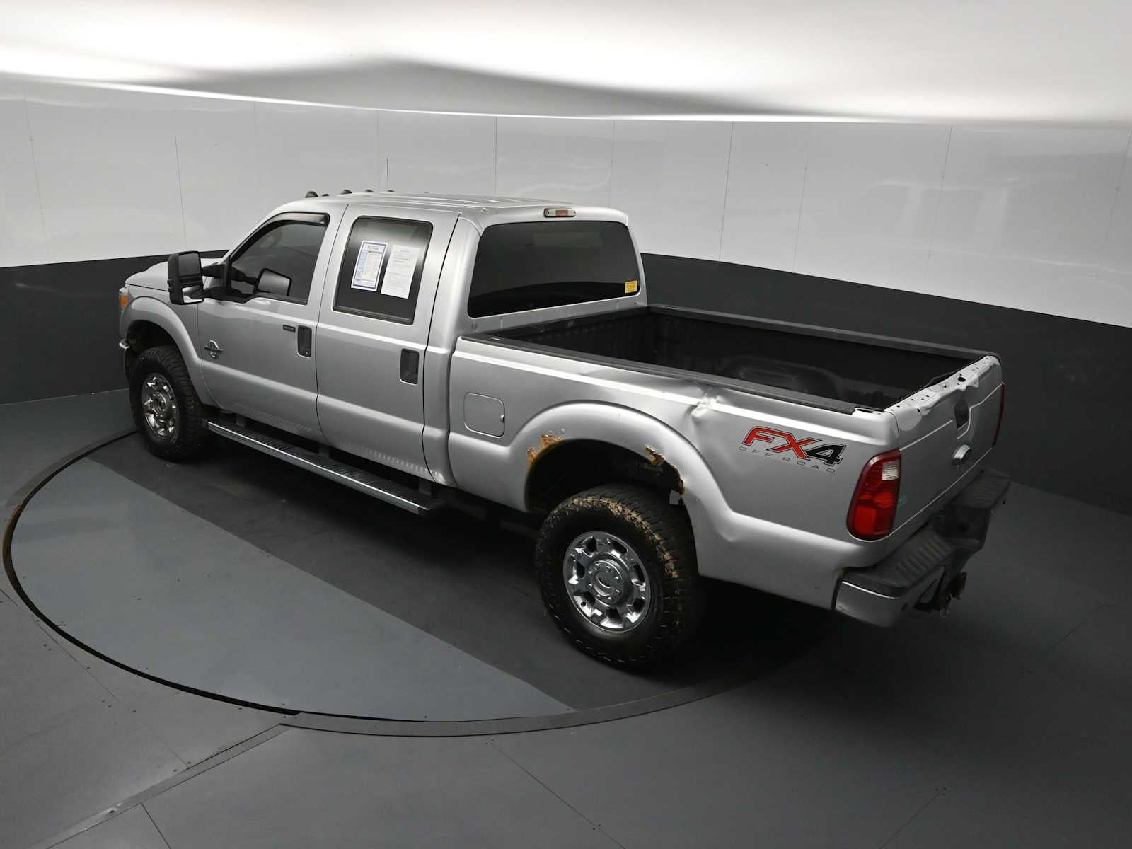 2015 Ford Super Duty F-350 SRW Pickup XLT