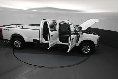 2026 Ford Super Duty F-350 SRW XLT
