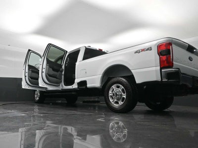 2026 Ford Super Duty F-350 SRW XLT