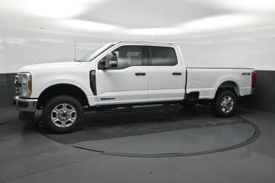 2026 Ford Super Duty F-350 SRW XLT