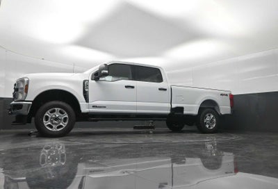2026 Ford Super Duty F-350 SRW XLT