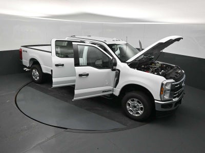 2026 Ford Super Duty F-350 SRW XLT