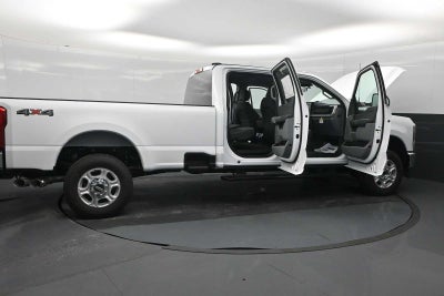 2026 Ford Super Duty F-350 SRW XLT