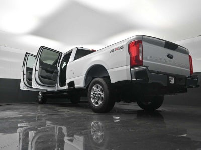 2026 Ford Super Duty F-350 SRW XLT