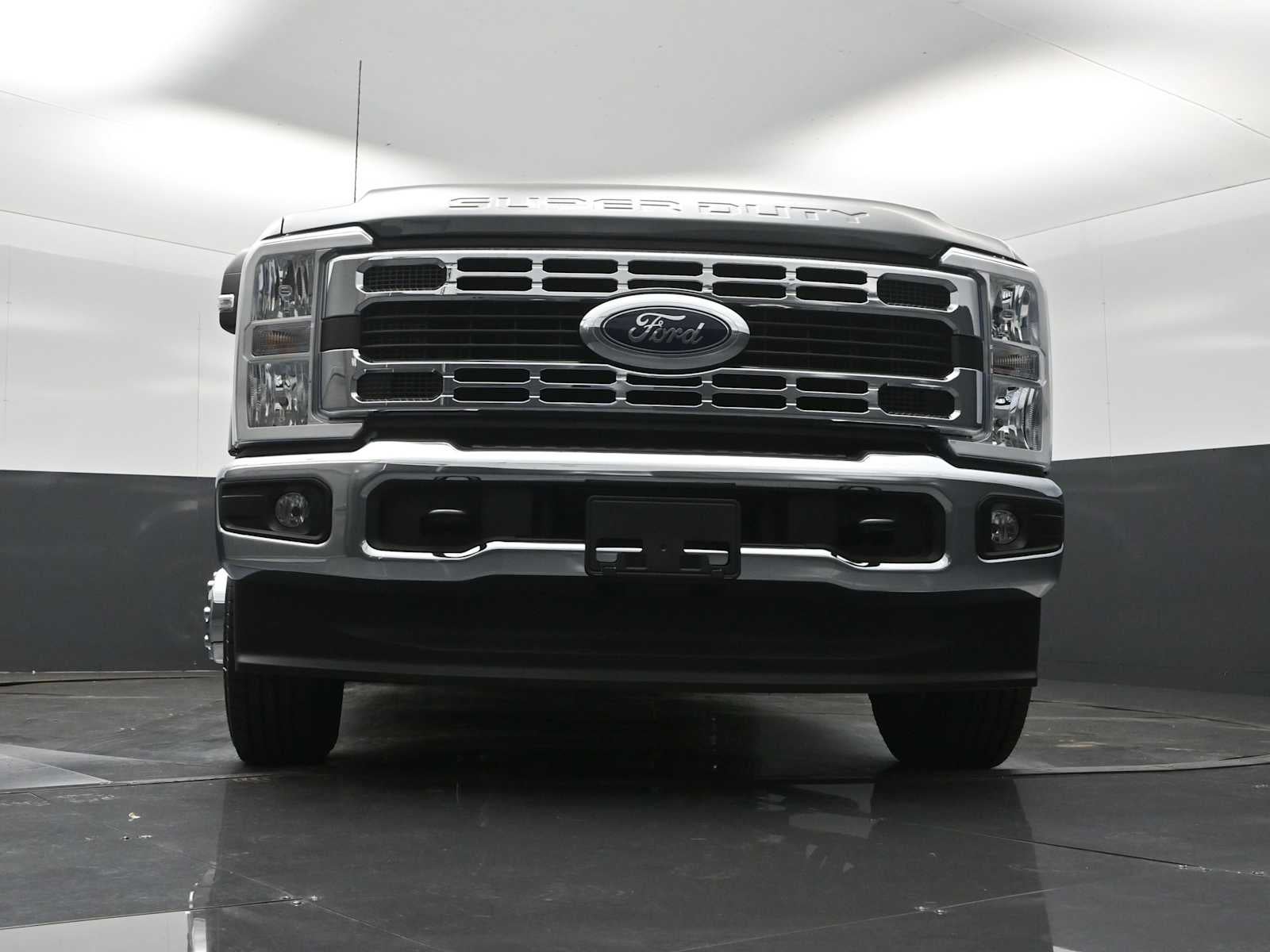 2026 Ford Super Duty F-350 DRW XLT
