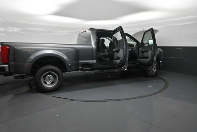 2026 Ford Super Duty F-350 DRW XLT