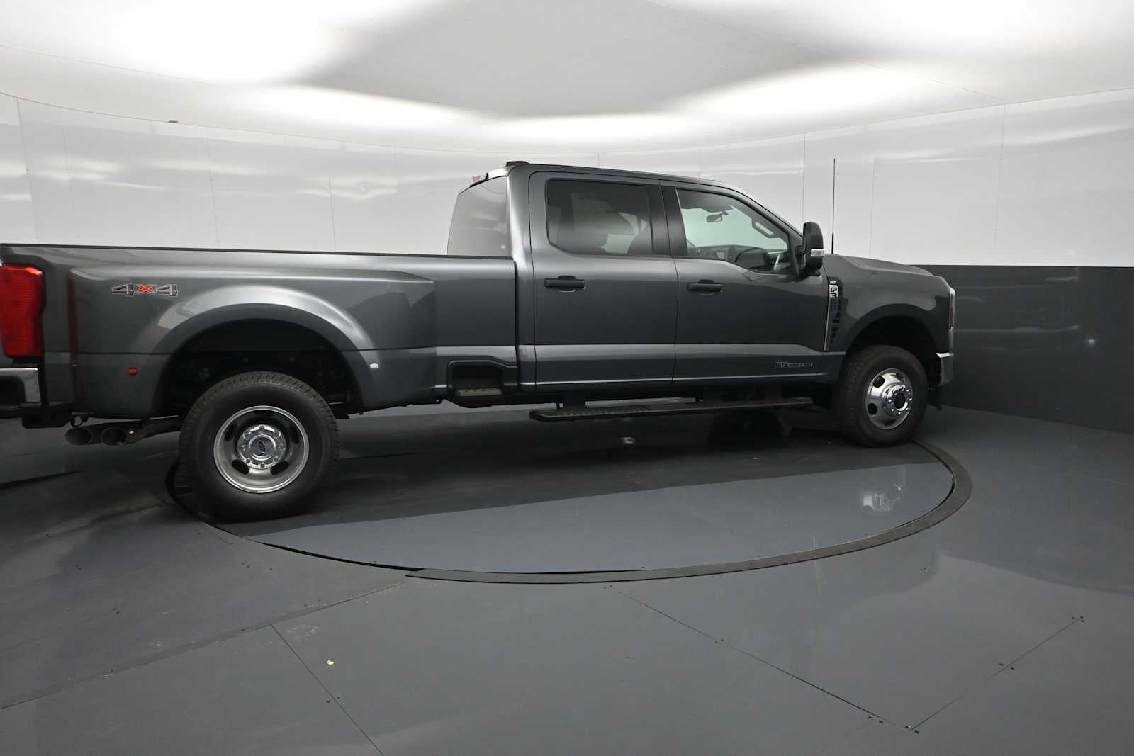 2026 Ford Super Duty F-350 DRW XLT