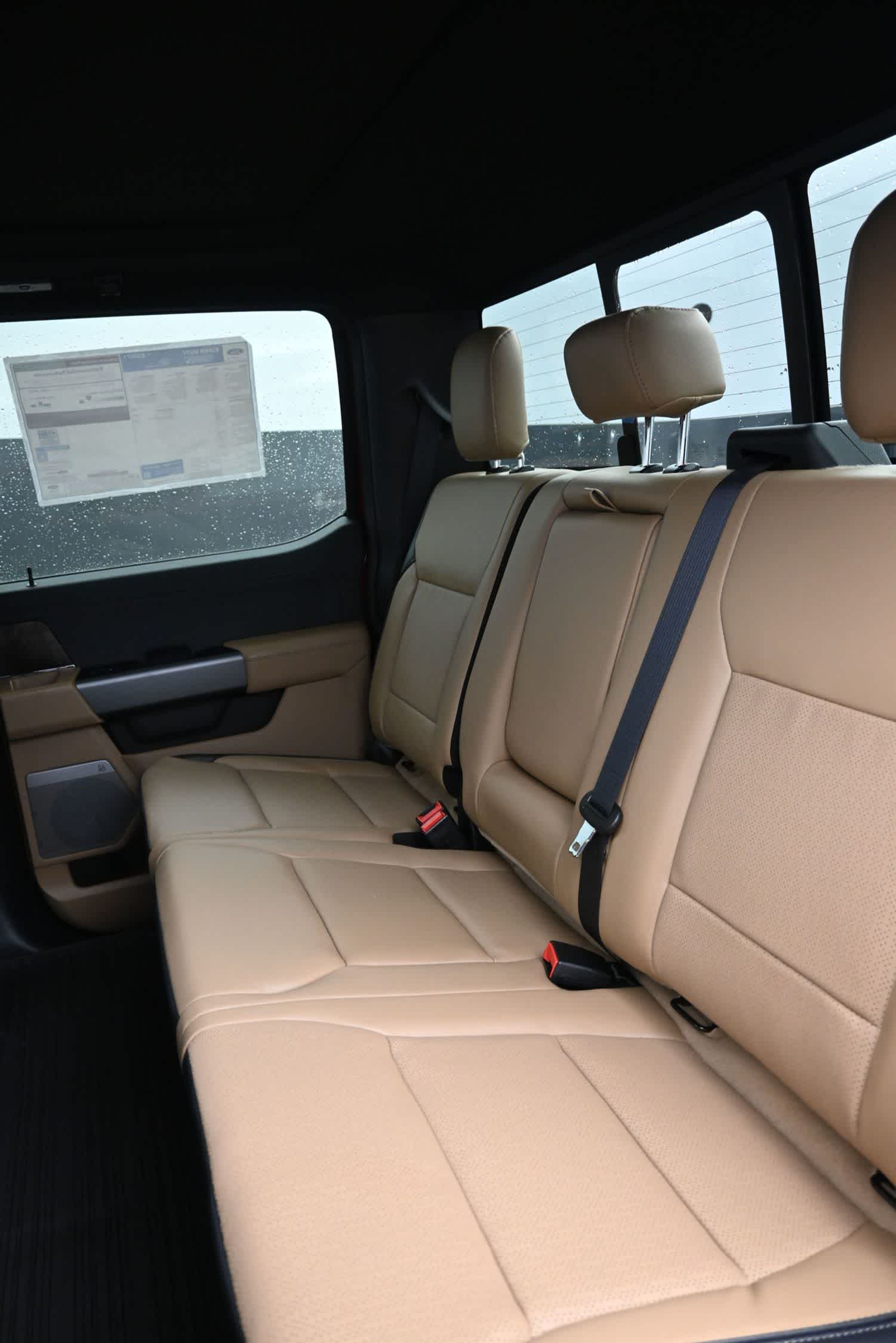 2026 Ford Super Duty F-350 DRW LARIAT