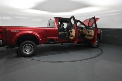 2026 Ford Super Duty F-350 DRW LARIAT