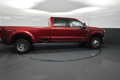 2026 Ford Super Duty F-350 DRW LARIAT