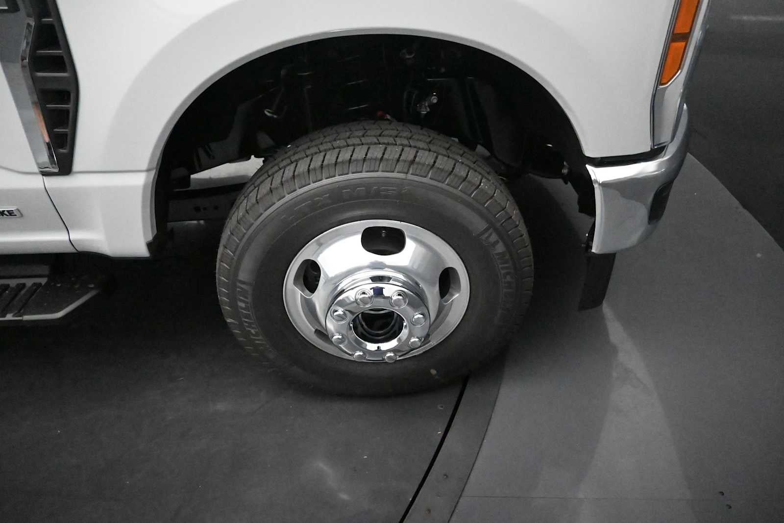 2026 Ford Super Duty F-350 DRW XLT
