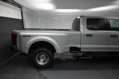 2026 Ford Super Duty F-350 DRW XLT