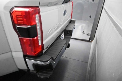 2026 Ford Super Duty F-350 DRW XLT