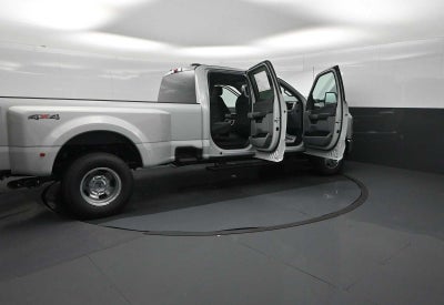 2026 Ford Super Duty F-350 DRW XLT