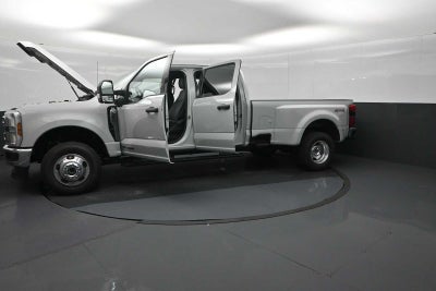 2026 Ford Super Duty F-350 DRW XLT