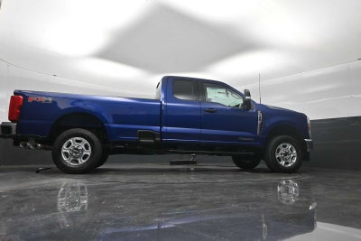 2026 Ford Super Duty F-350 SRW XLT