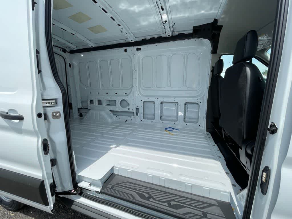 2025 Ford Transit Cargo Van