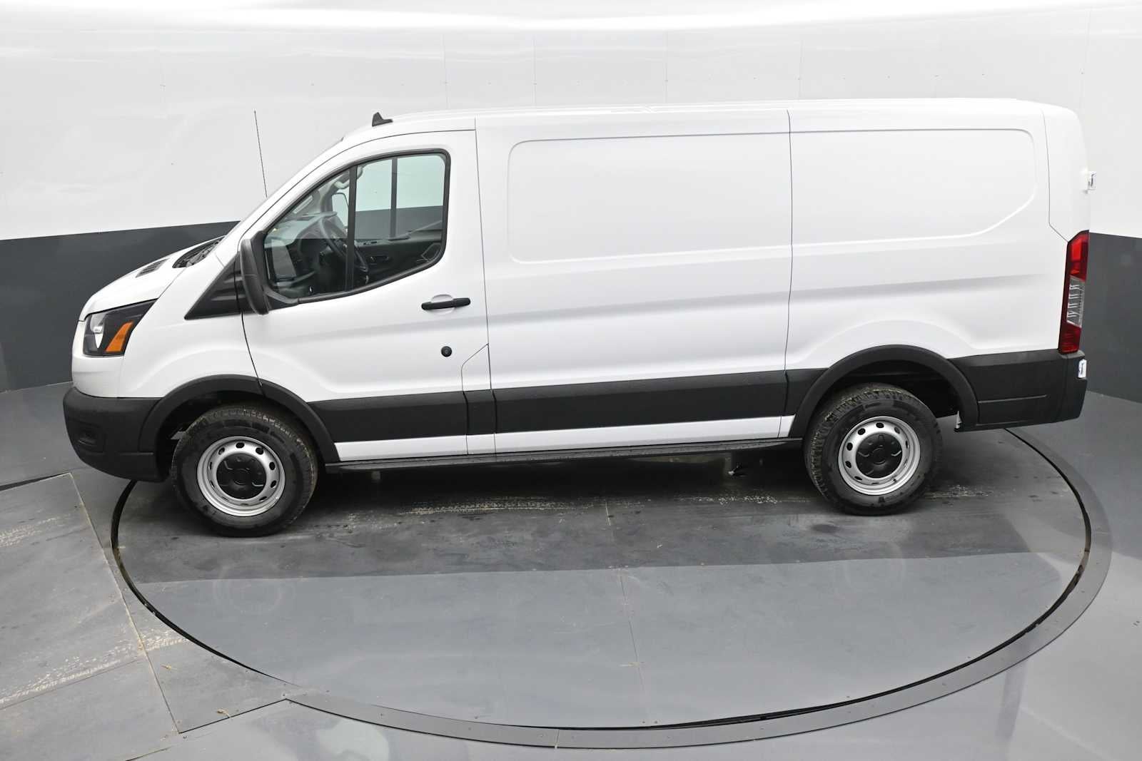 2024 Ford Transit Cargo Van