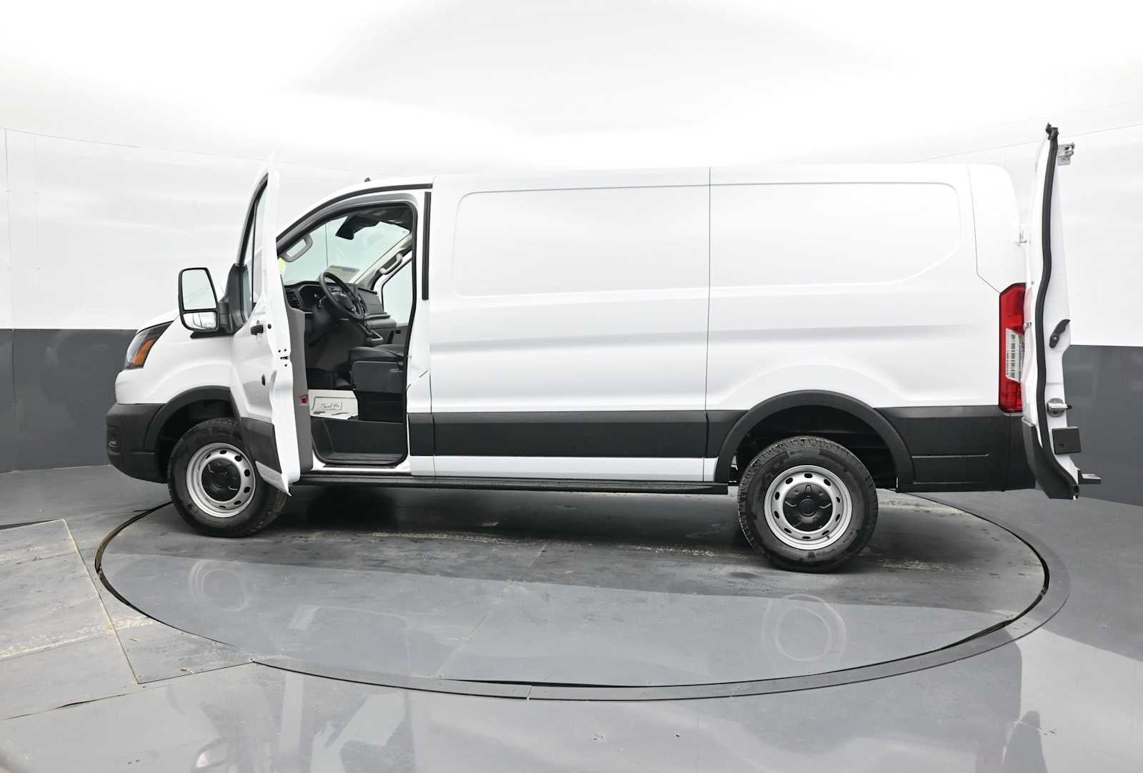 2024 Ford Transit Cargo Van