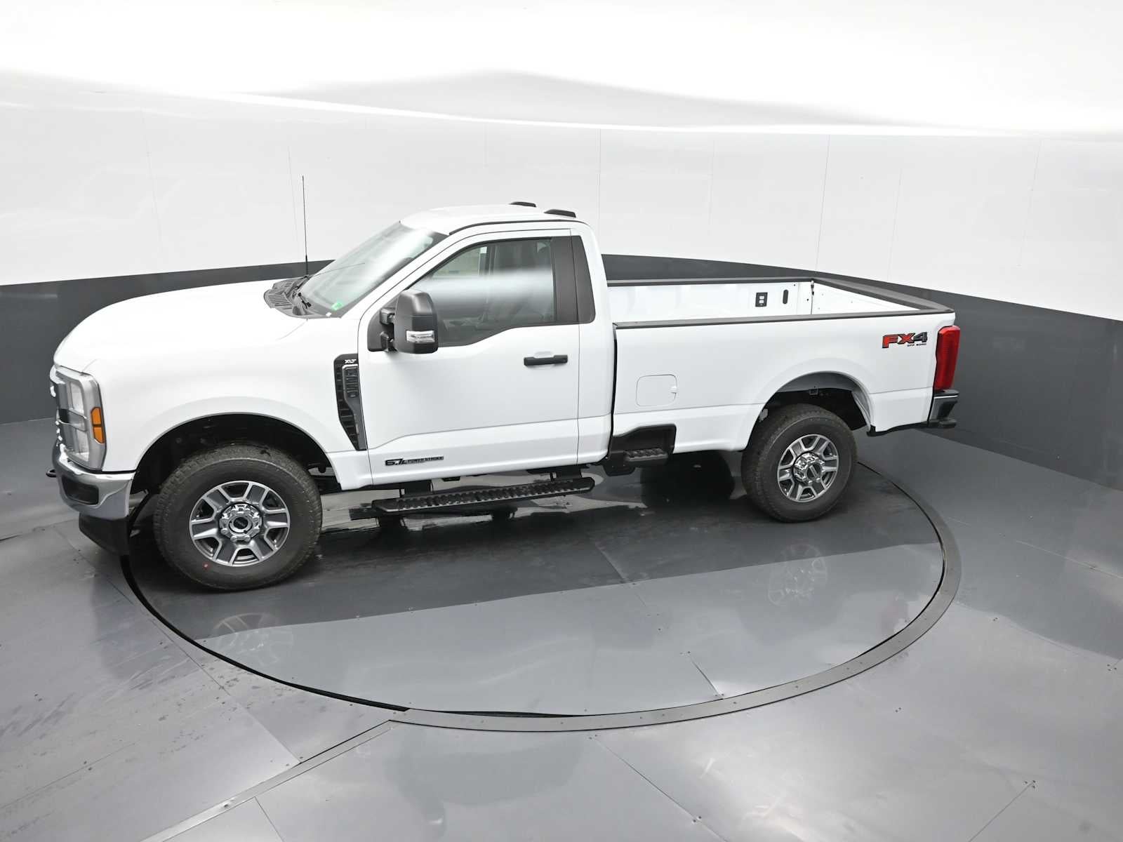 2025 Ford Super Duty F-250 SRW XLT