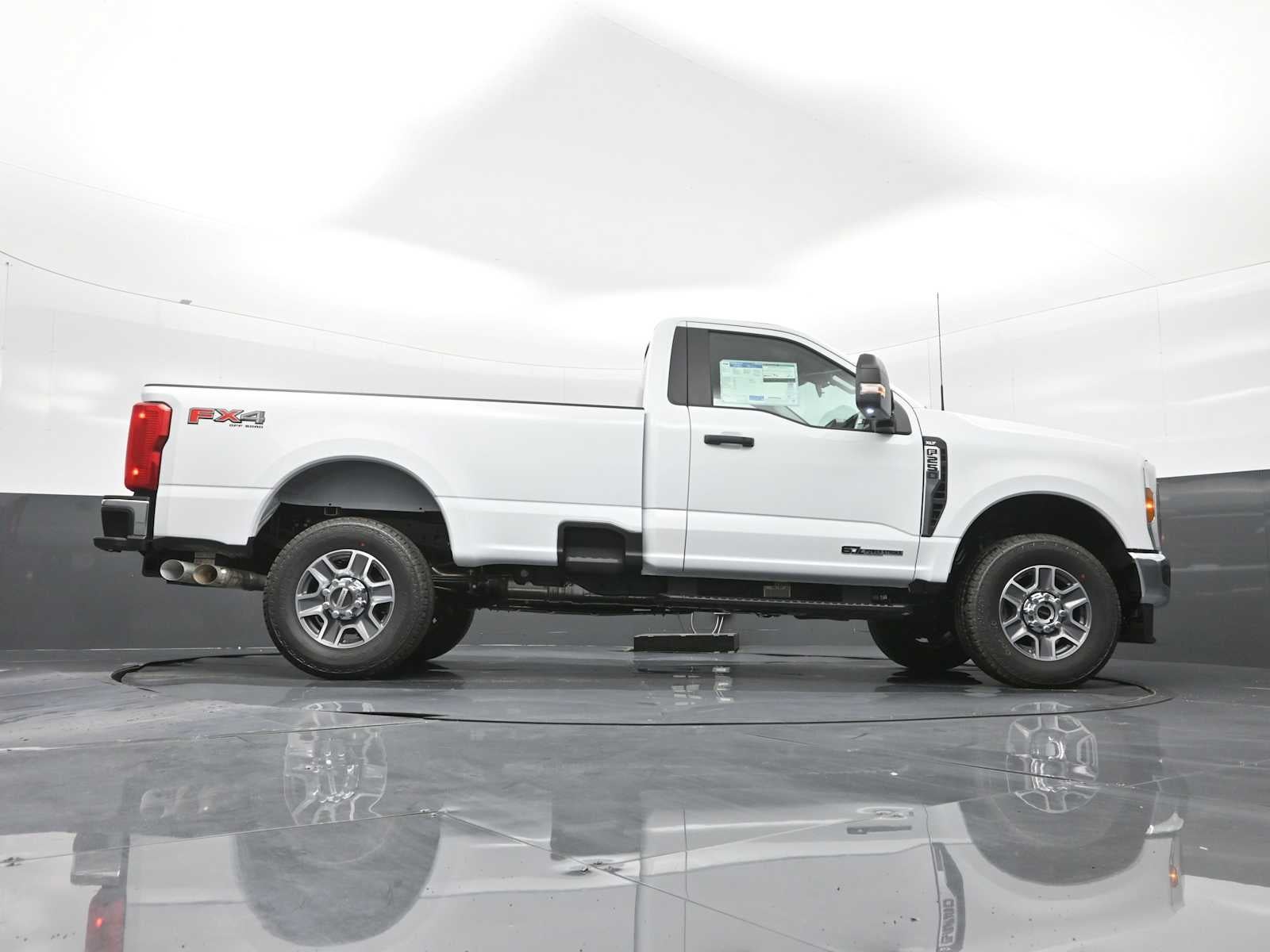 2025 Ford Super Duty F-250 SRW XLT