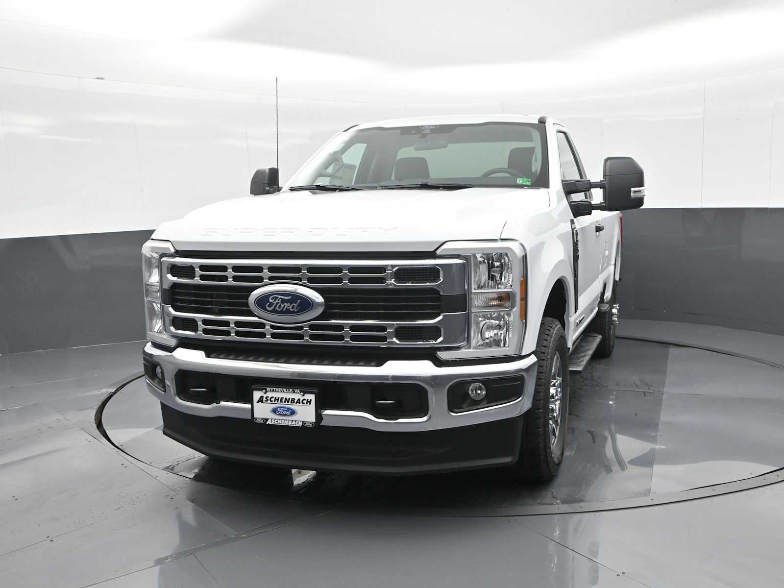 2025 Ford Super Duty F-250 SRW XLT
