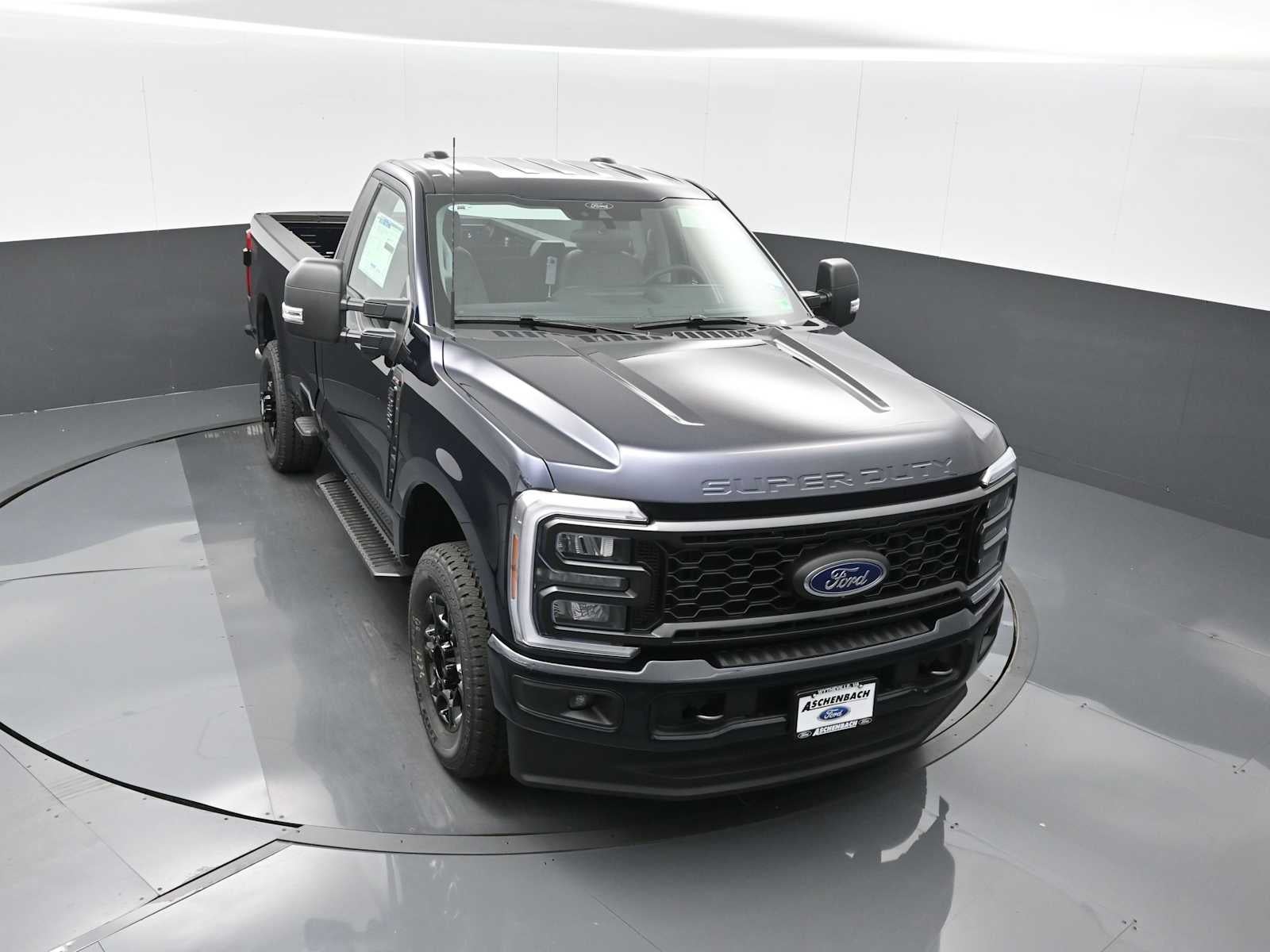 2025 Ford Super Duty F-350 SRW XL