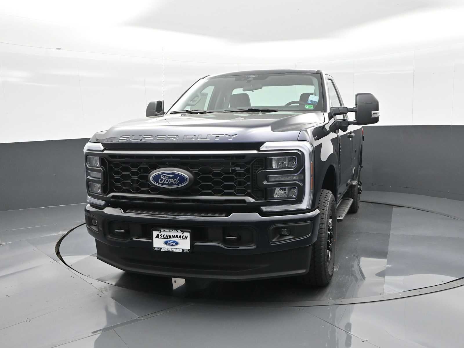 2025 Ford Super Duty F-350 SRW XL