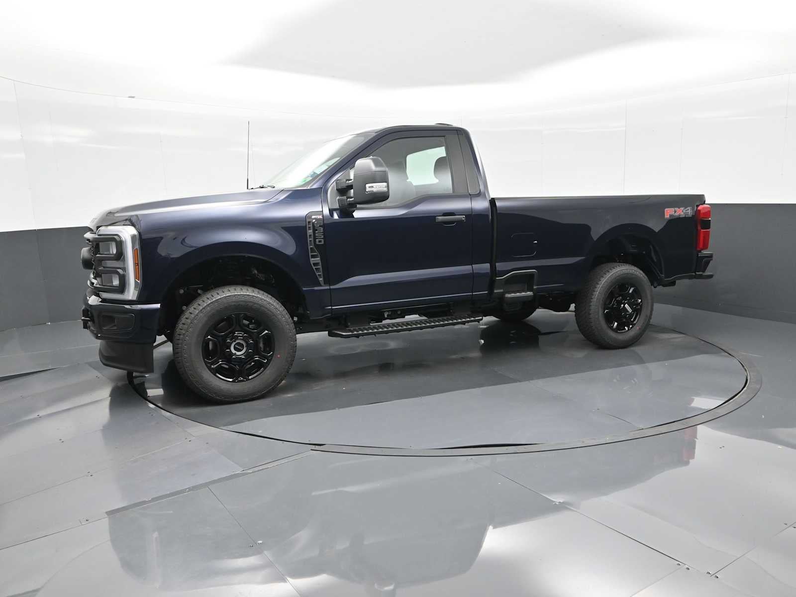 2025 Ford Super Duty F-350 SRW XL