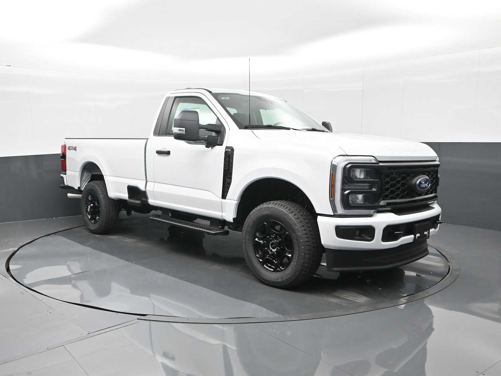 2025 Ford Super Duty F-350 SRW XL
