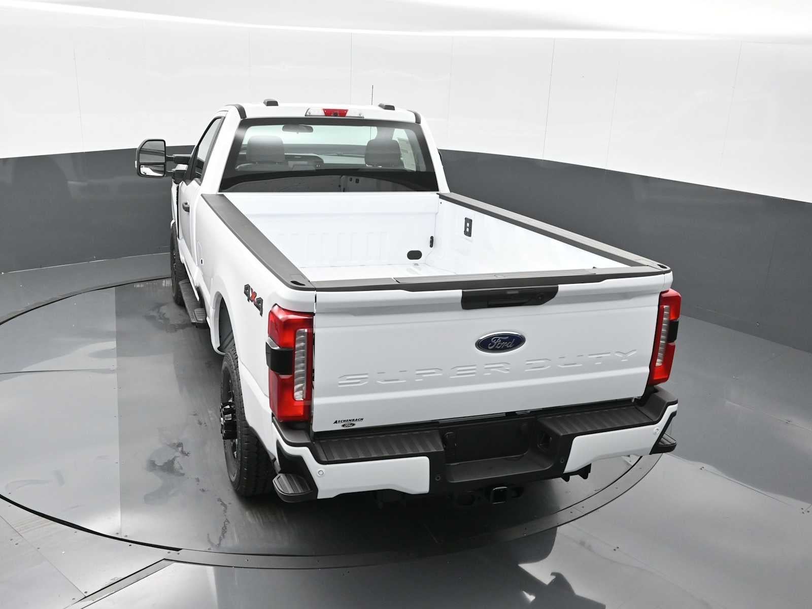 2025 Ford Super Duty F-350 SRW XL