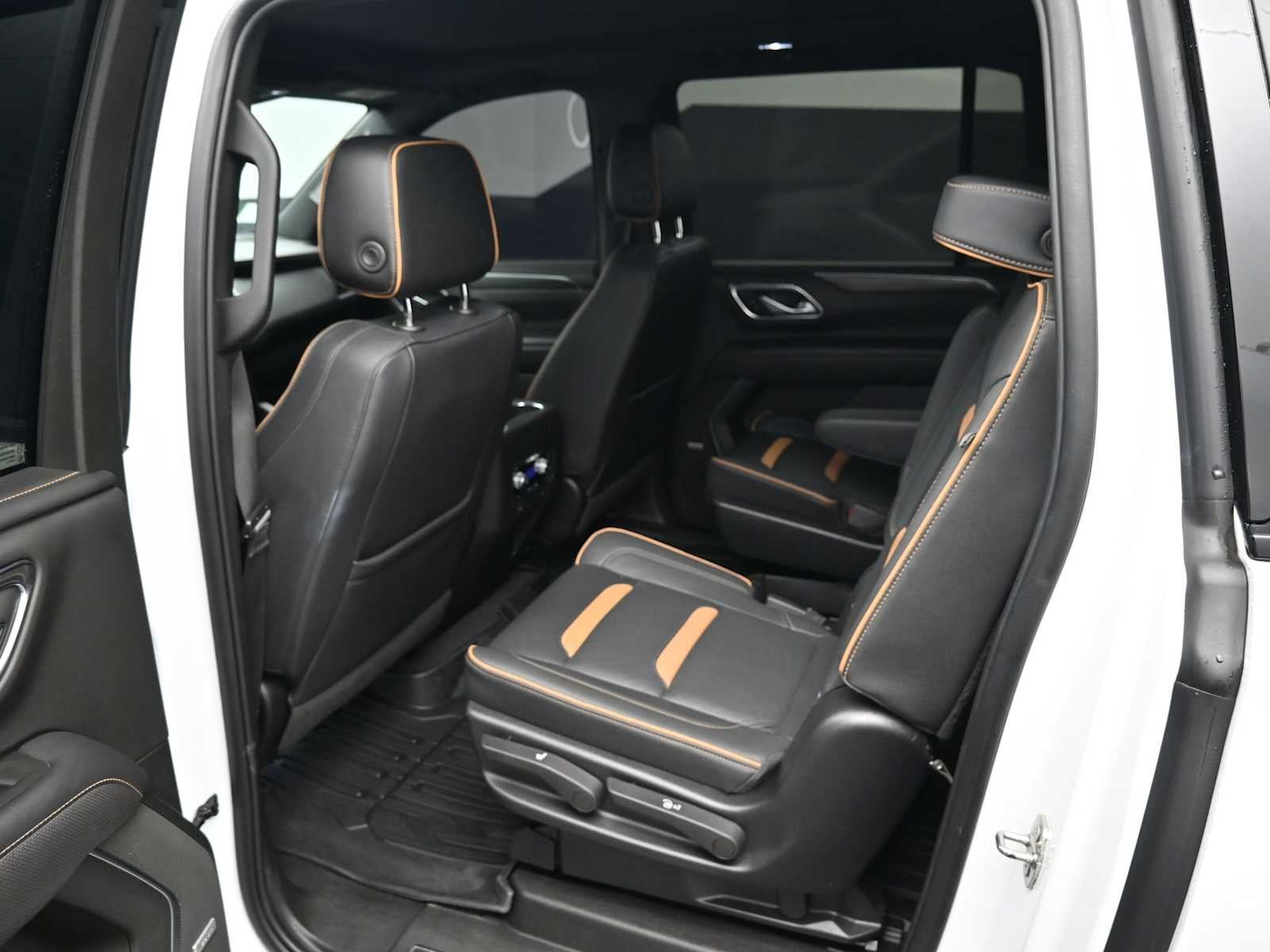 2022 GMC Yukon XL AT4