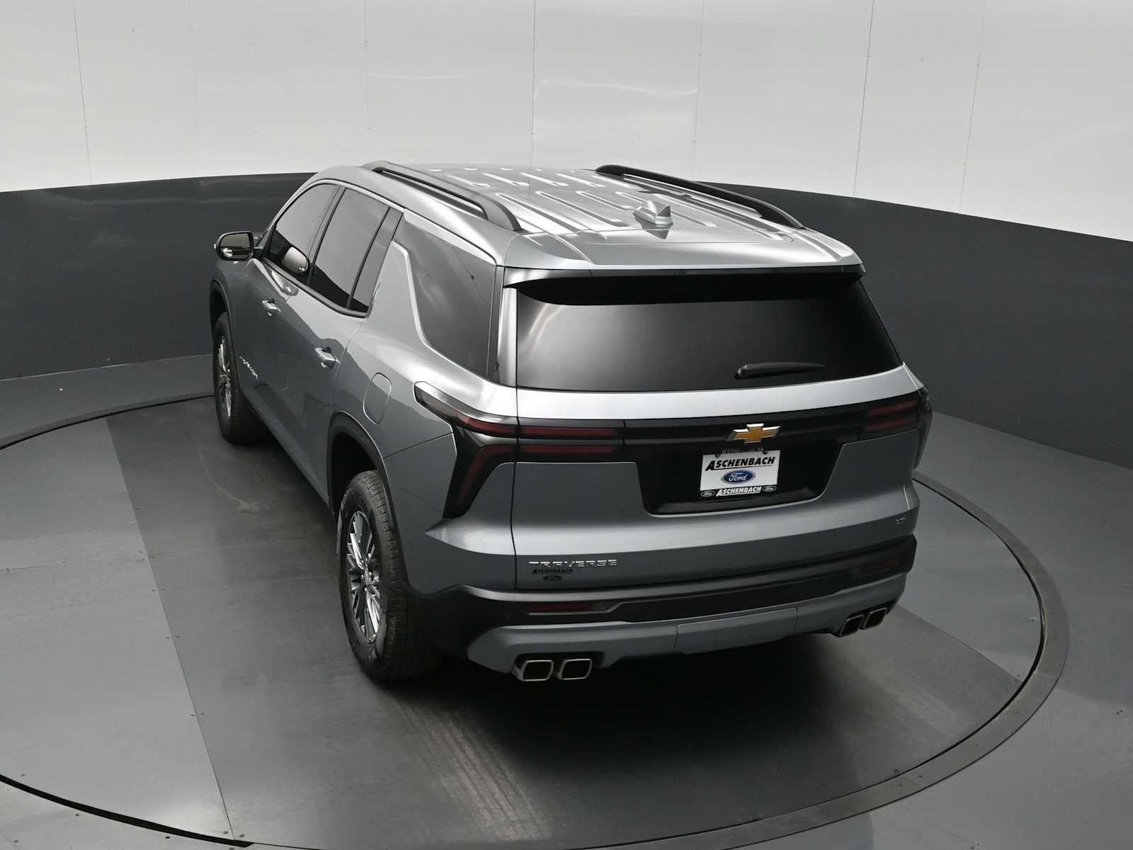 2024 Chevrolet Traverse FWD LT