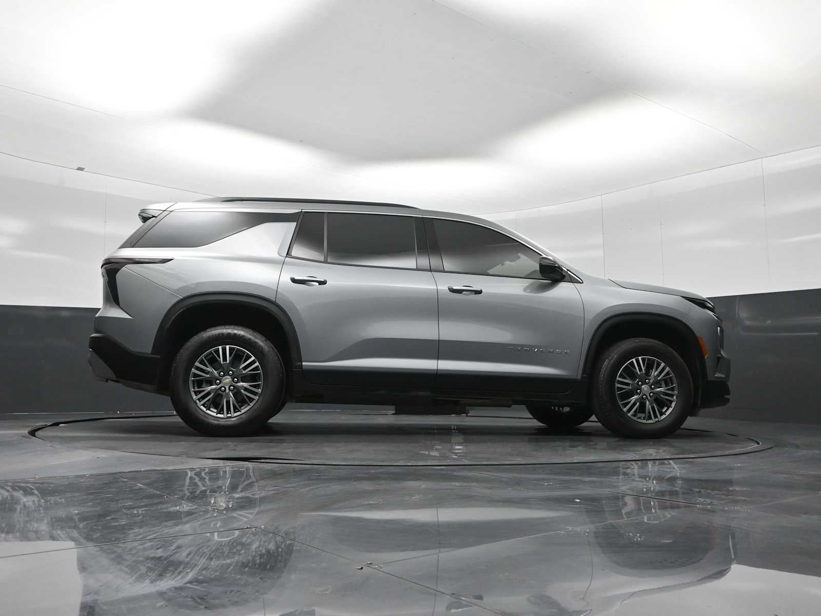 2024 Chevrolet Traverse FWD LT