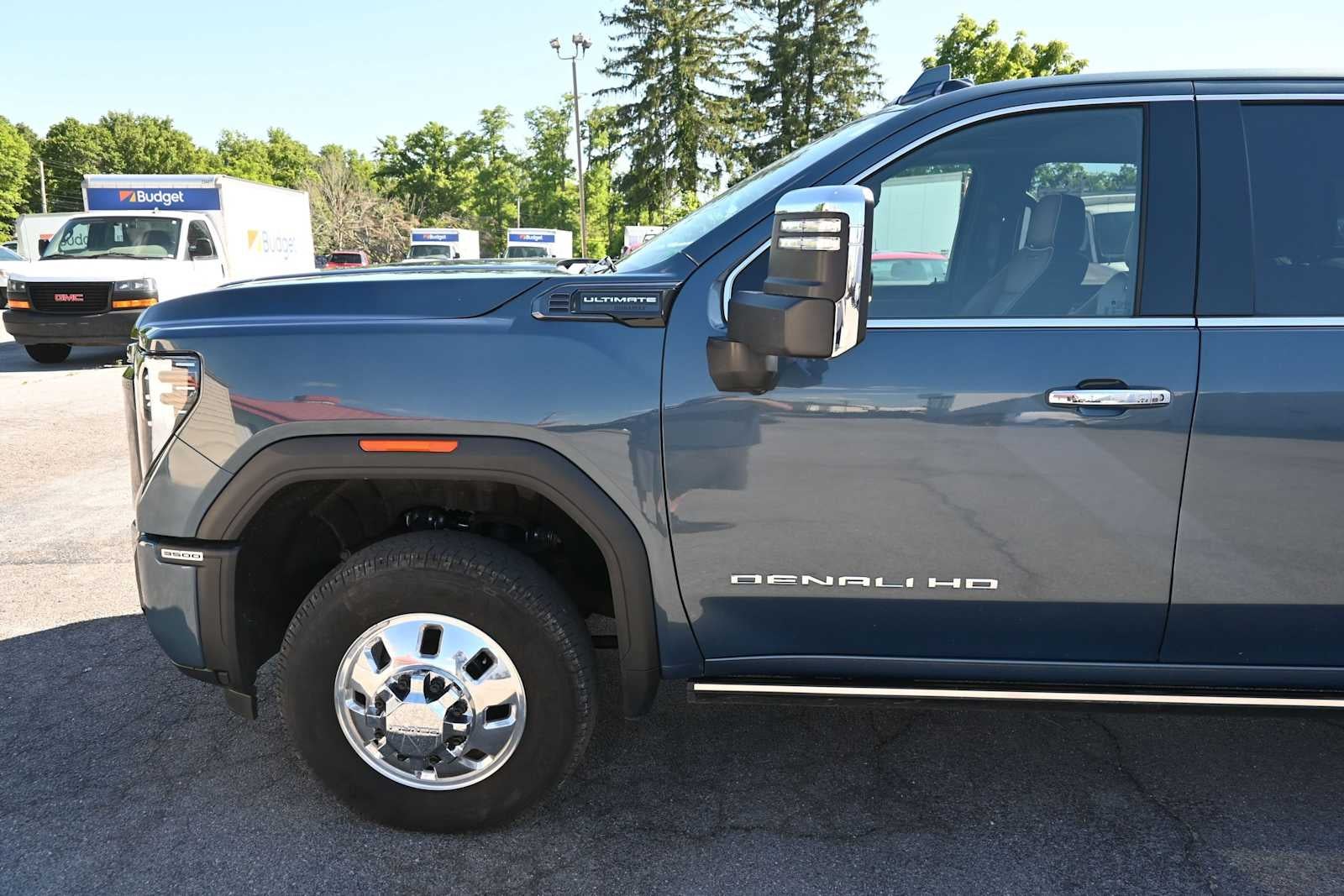 2025 GMC Sierra 3500HD Denali Ultimate