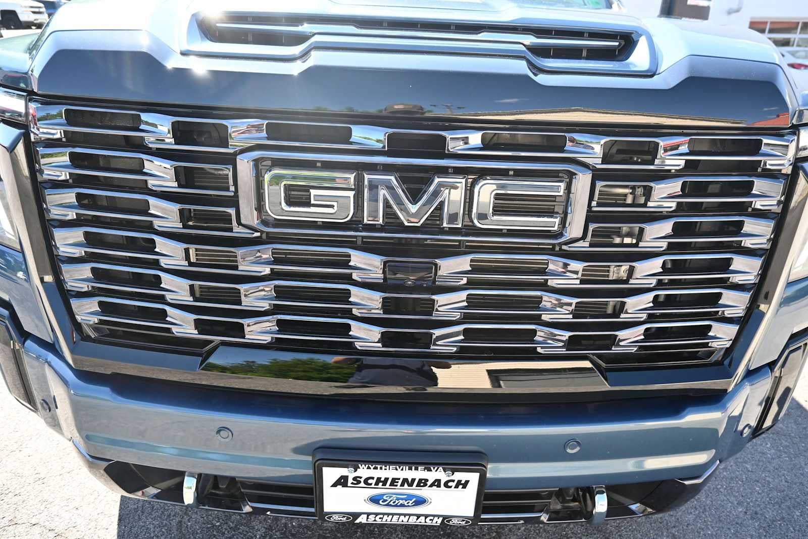 2025 GMC Sierra 3500HD Denali Ultimate
