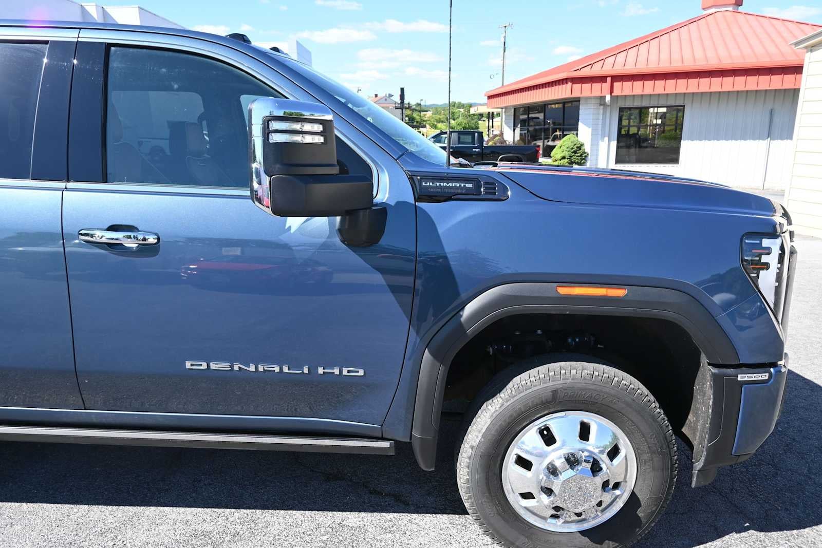 2025 GMC Sierra 3500HD Denali Ultimate