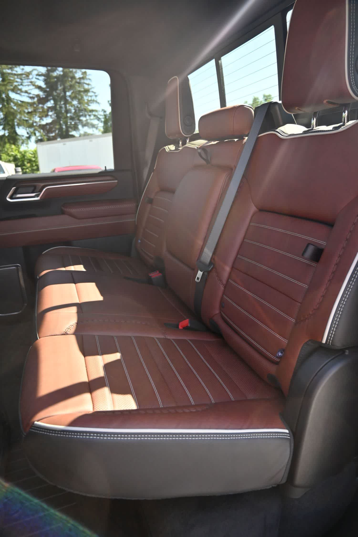 2025 GMC Sierra 3500HD Denali Ultimate