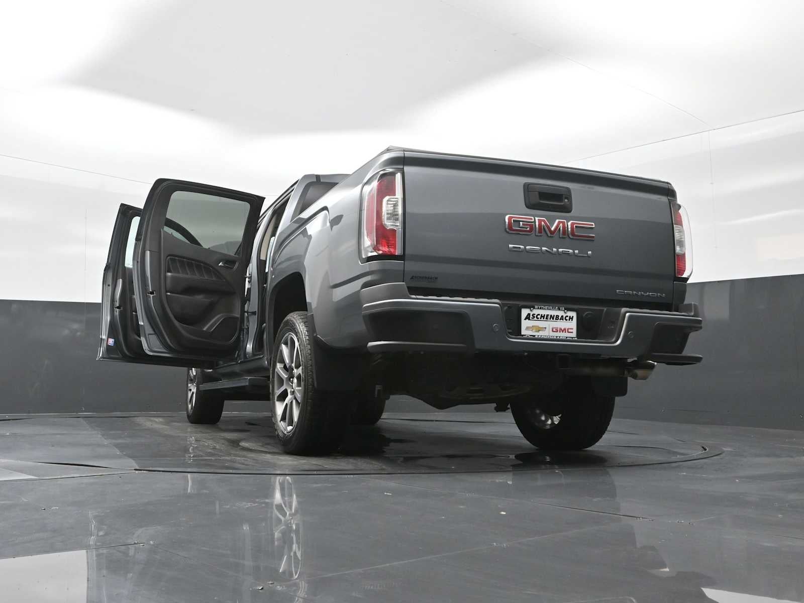 2022 GMC Canyon 4WD Denali