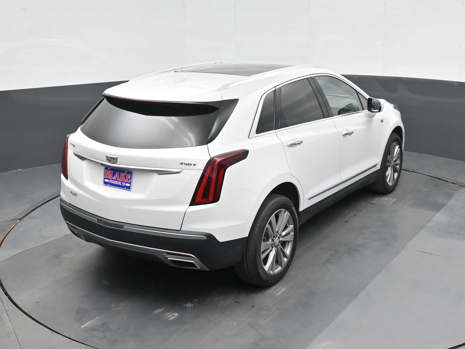 2024 Cadillac XT5 FWD Premium Luxury