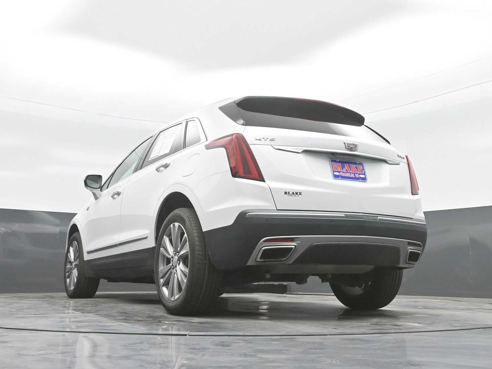 2024 Cadillac XT5 FWD Premium Luxury