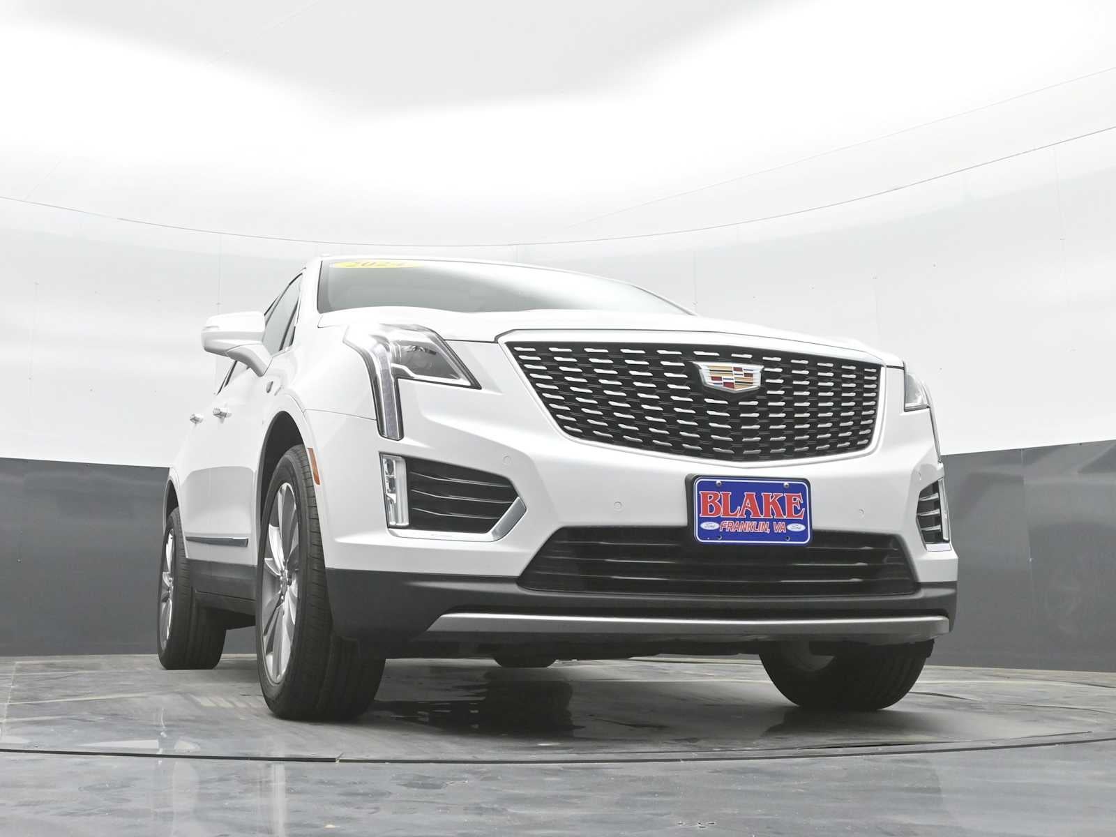 2024 Cadillac XT5 FWD Premium Luxury